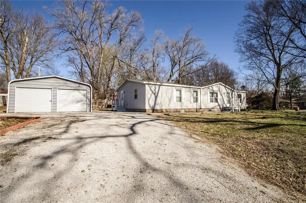 416 S Jefferson Street, Raymore, MO 64083 - #1