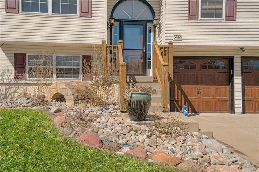 5732 Barnes Avenue, Kansas City, MO 64119 - #2