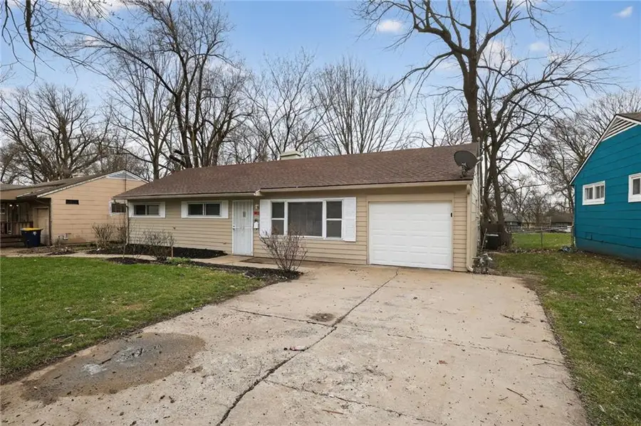 7811 E 112th Street, Kansas City, MO 64134 - #2