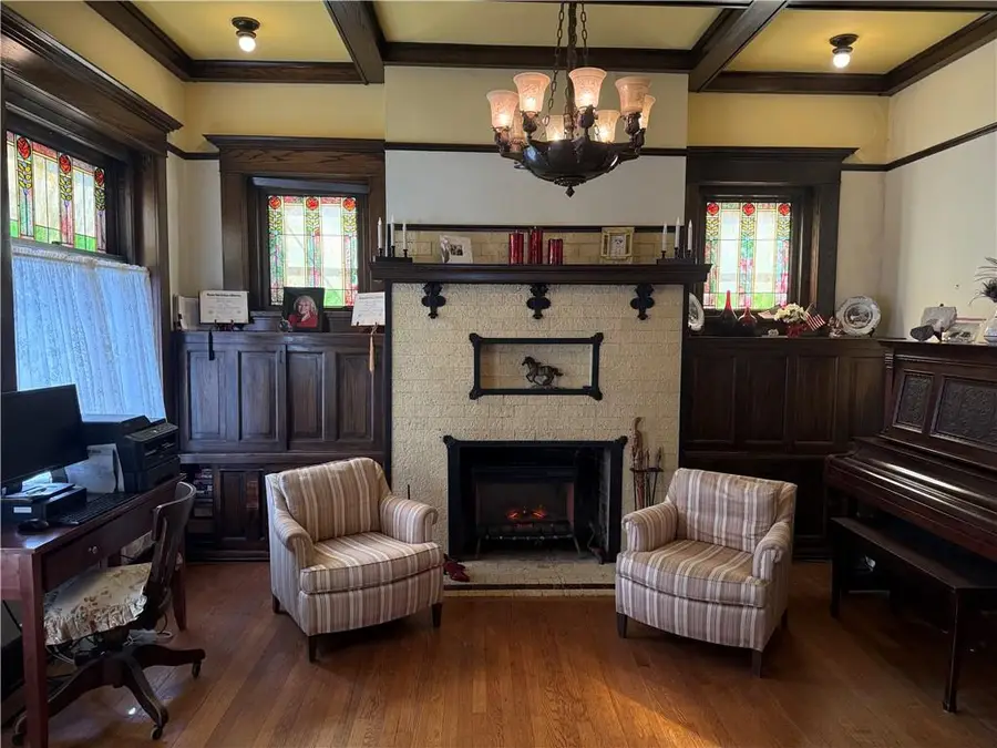 215 S 5th Street, Independence, KS 67301 - #3