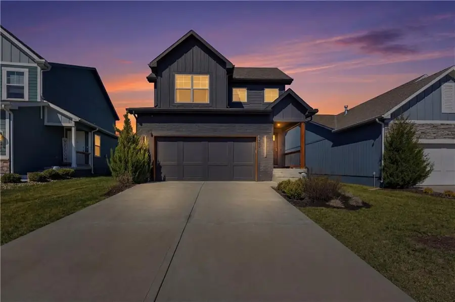 8809 SW 9th Terrace, Blue Springs, MO 64064 - #2