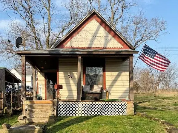 104 N Park Street, El Dorado Springs, MO 64744 - #1