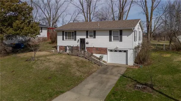 107 Collette Street, Excelsior Springs, MO 64024