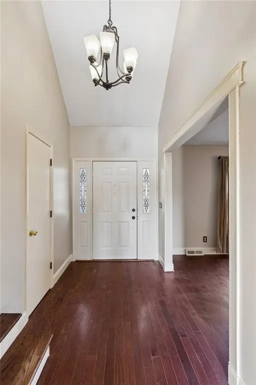 5929 N Mersington Avenue, Gladstone, MO 64119 - #2