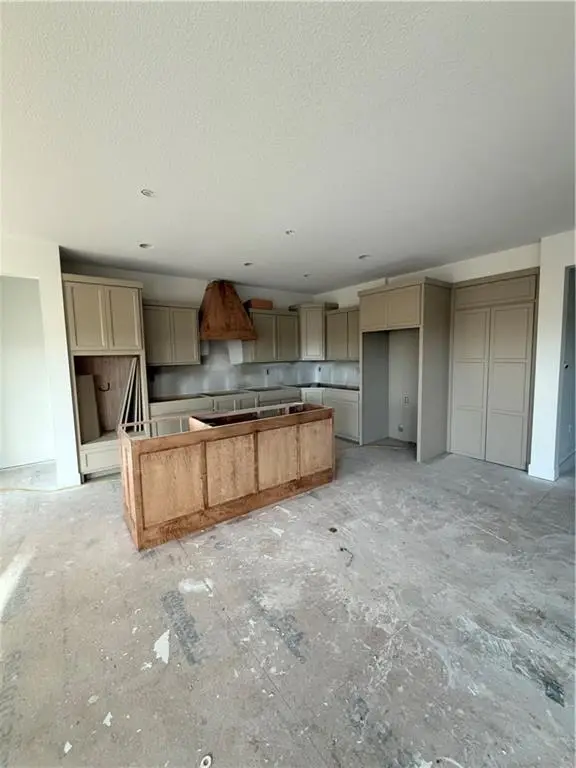 422 NE Lakota Drive, Adrian, MO 64720 - #3