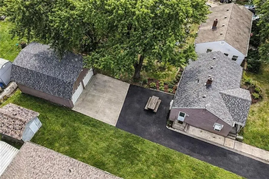 2005 S Hedges Avenue, Independence, MO 64052 - #3