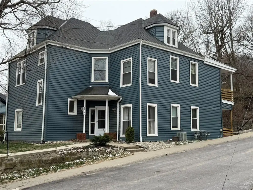 306 Main Street, Parkville, MO 64152 - #1