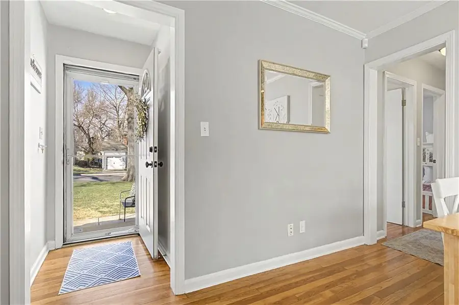 2711 W 73rd Terrace, Prairie Village, KS 66208 - #3