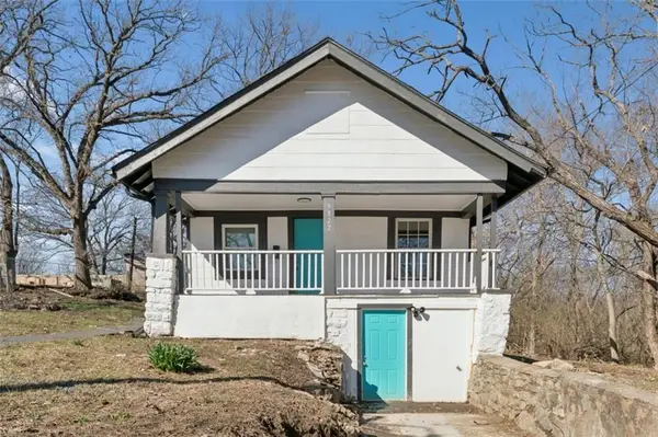 5822 Agnes Avenue, Kansas City, MO 64130