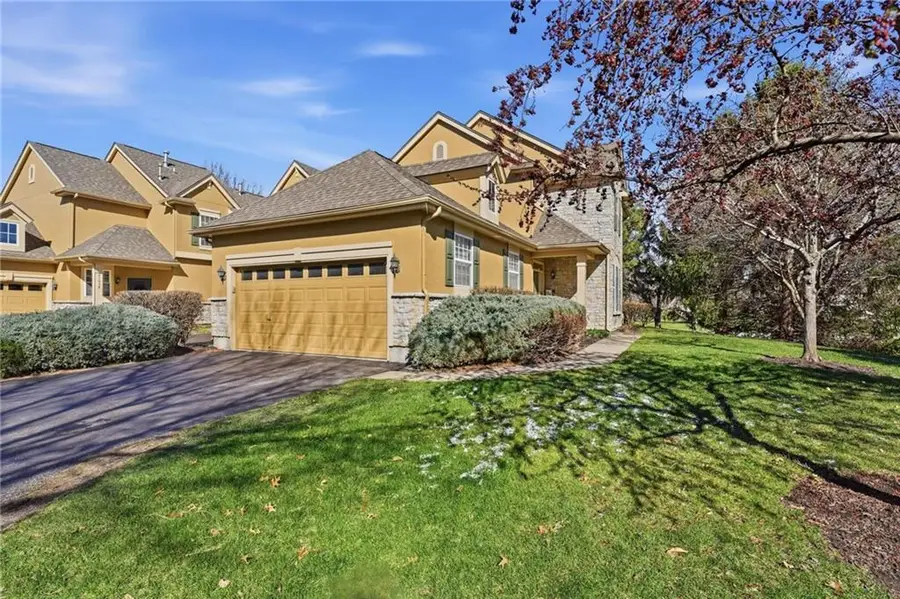 21050 W 118th Terrace, Olathe, KS 66061 - #2