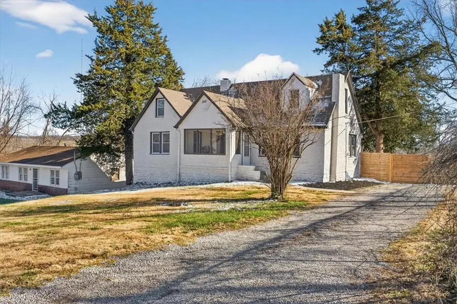 3541 E 78th Street, Kansas City, MO 64132 - #2