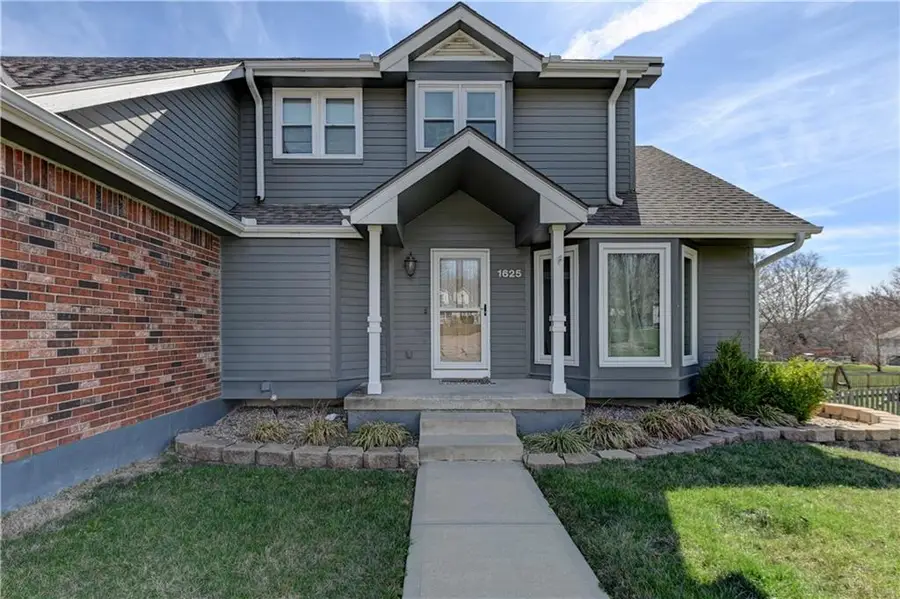 1625 NE Thames Drive, Lees Summit, MO 64086 - #3