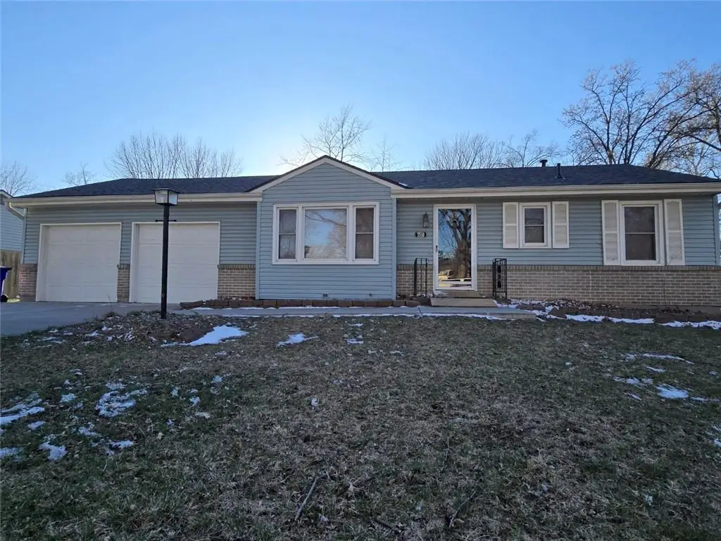 7510 N Wayne Avenue, Gladstone, MO 64118 - #1