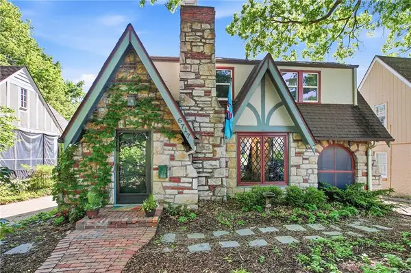 6717 Locust Street, Kansas City, MO 64131