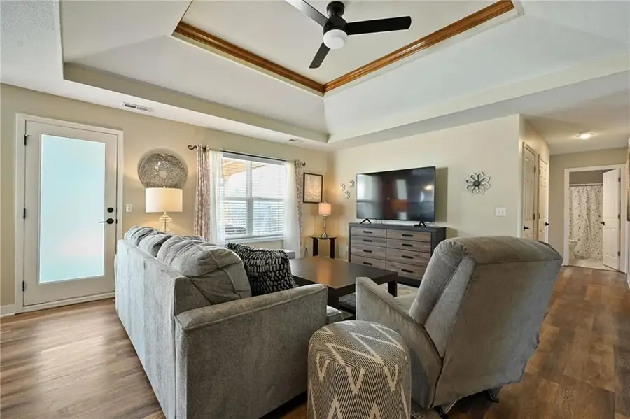 18935 S Oak Street, Belton, MO 64012 - #3