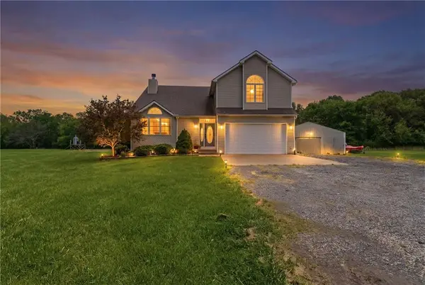 30109 E 222nd Court, Pleasant Hill, MO 64080
