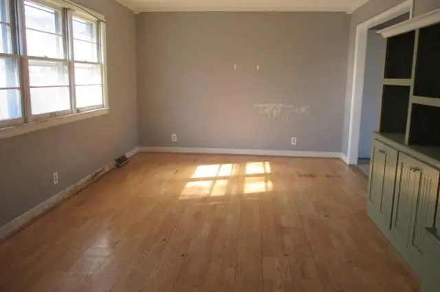 6404 E 133rd Terrace, Grandview, MO 64030 - #2