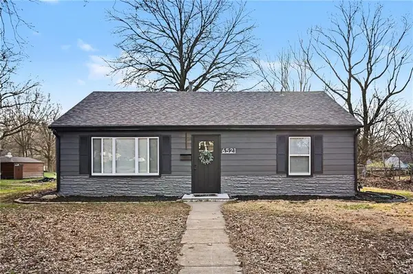 6521 N Campbell Street, Kansas City, MO 64118