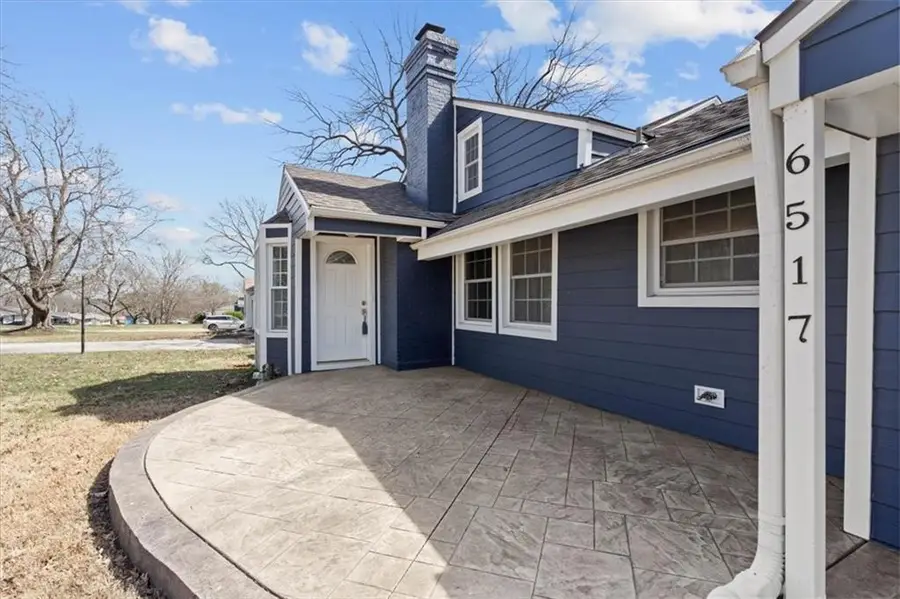 6517 W 77th Terrace, Overland Park, KS 66204 - #2
