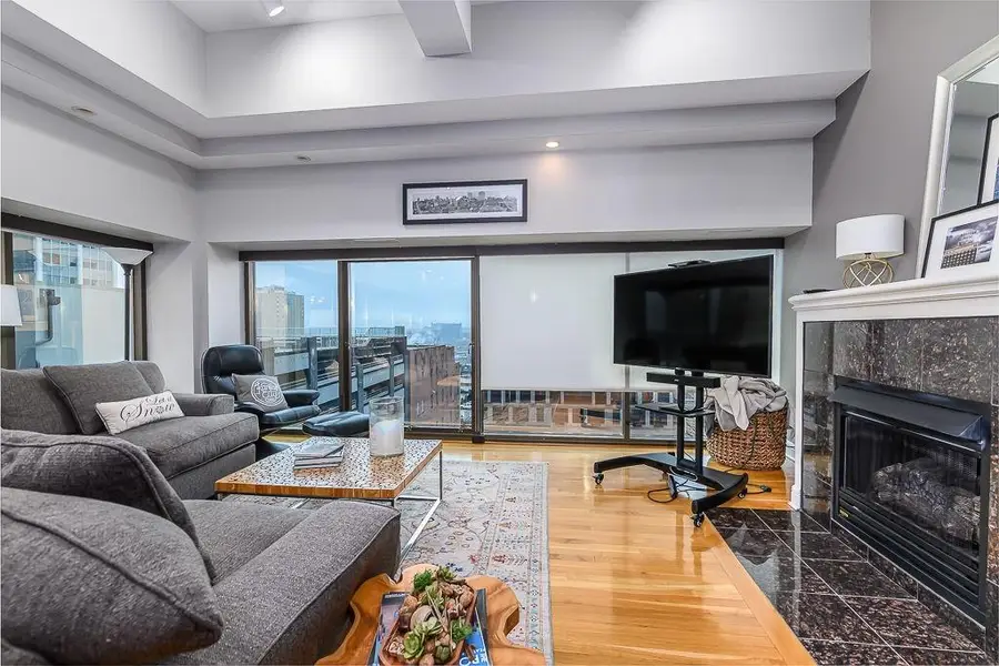 1101 Walnut Street #1009, Kansas City, MO 64105 - #2