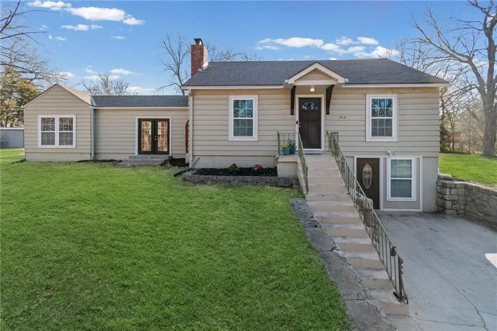 4919 N Troost Avenue, Kansas City, MO 64118 - #1