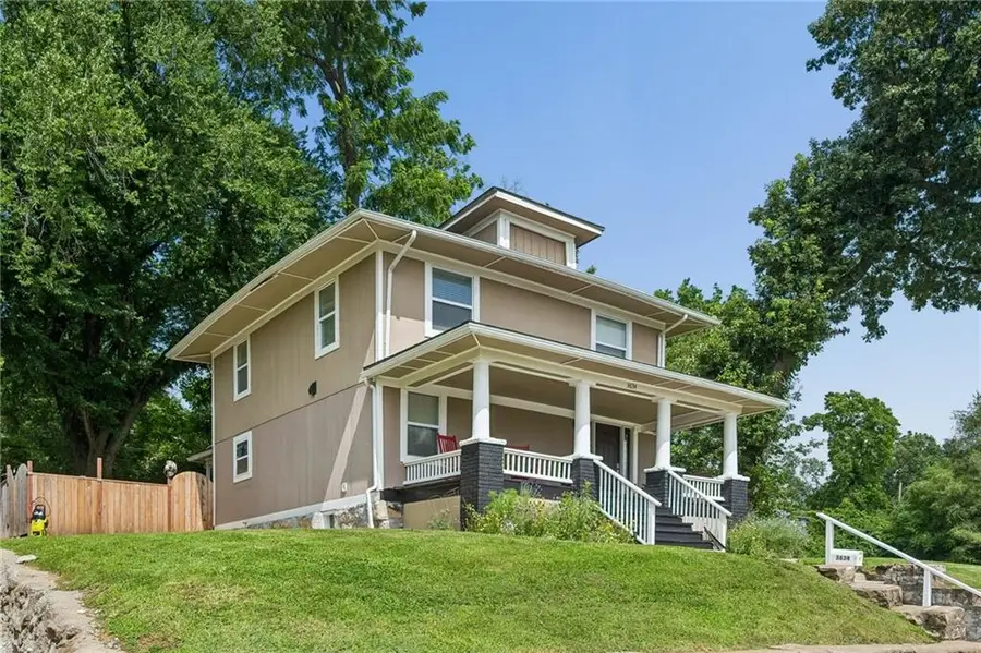 3634 Wayne Avenue, Kansas City, MO 64109 - #2