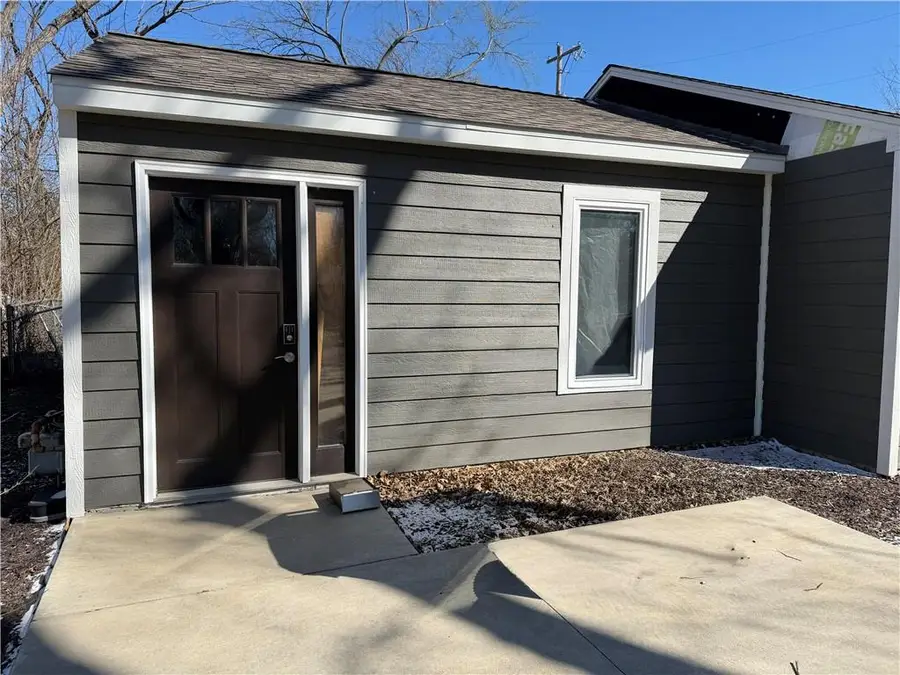 2608 Moundview Drive, Lawrence, KS 66049 - #2