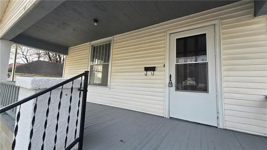 340 Mansur Street, Chillicothe, MO 64601 - #2