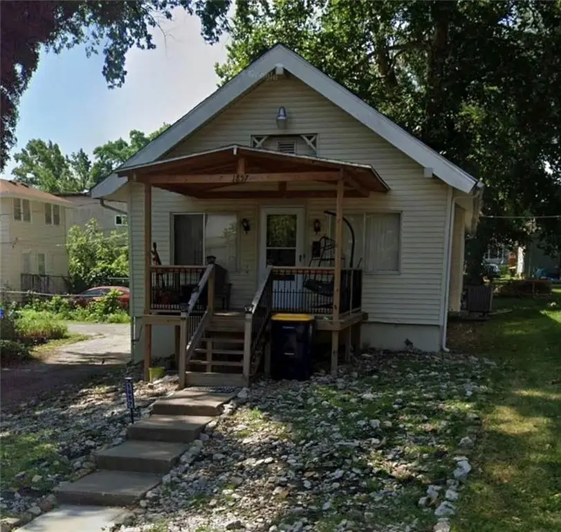 1857 E 68th Terrace, Kansas City, MO 64132 - #1
