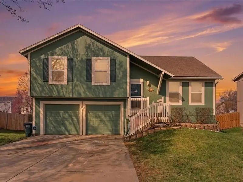 17340 S Ingrid Street, Gardner, KS 66030 - #2