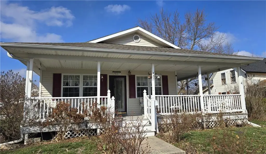 427 Mechanic Street, Chillicothe, MO 64601 - #1