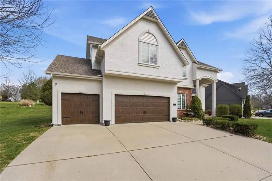 8509 N Eastern Avenue, Kansas City, MO 64157 - #2