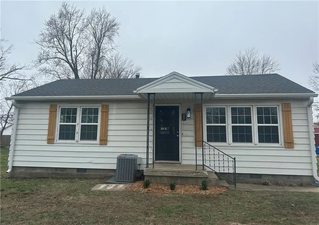 402 N Lee Street, Leeton, MO 64761 - #1