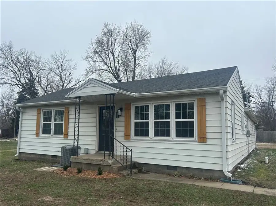 402 N Lee Street, Leeton, MO 64761 - #3