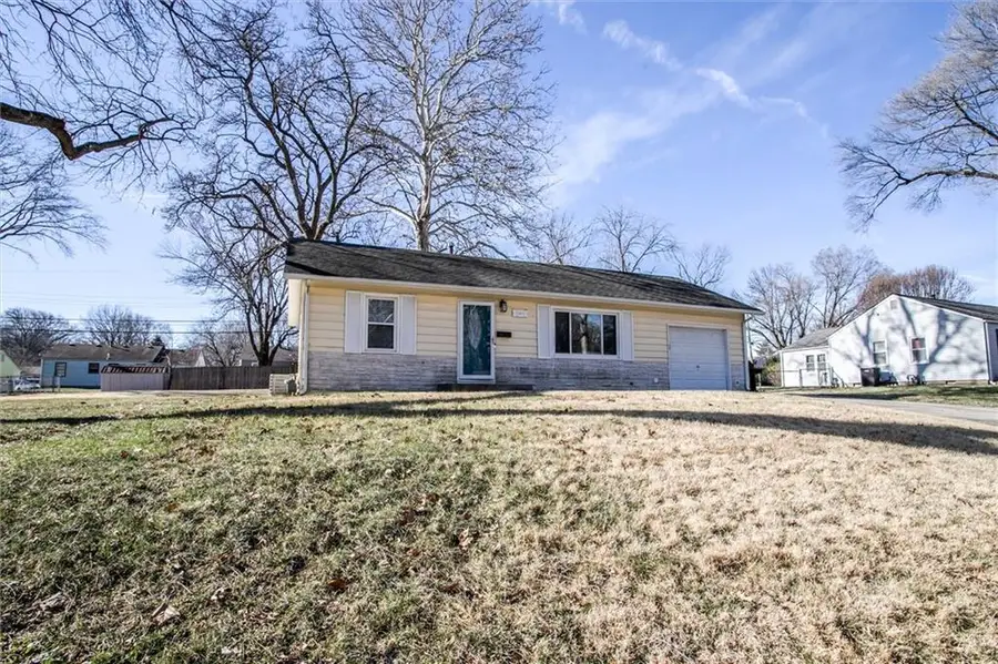 11801 W 69th Street, Shawnee, KS 66203 - #3