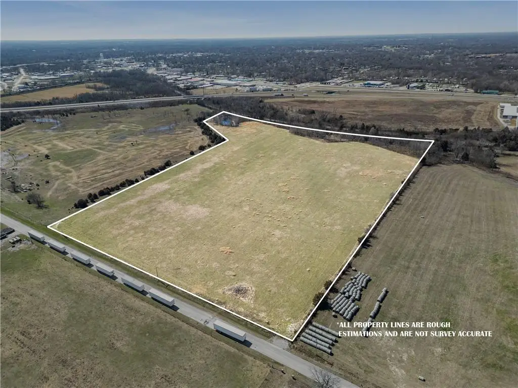 N Click Street, Nevada, MO 64772 - #1