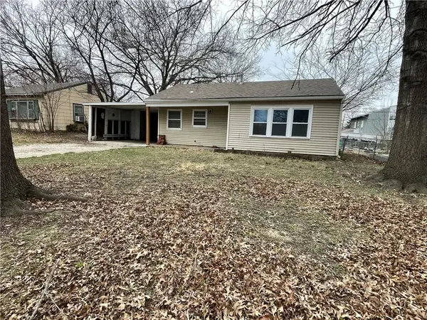 2508 Moundview Drive, Lawrence, KS 66049
