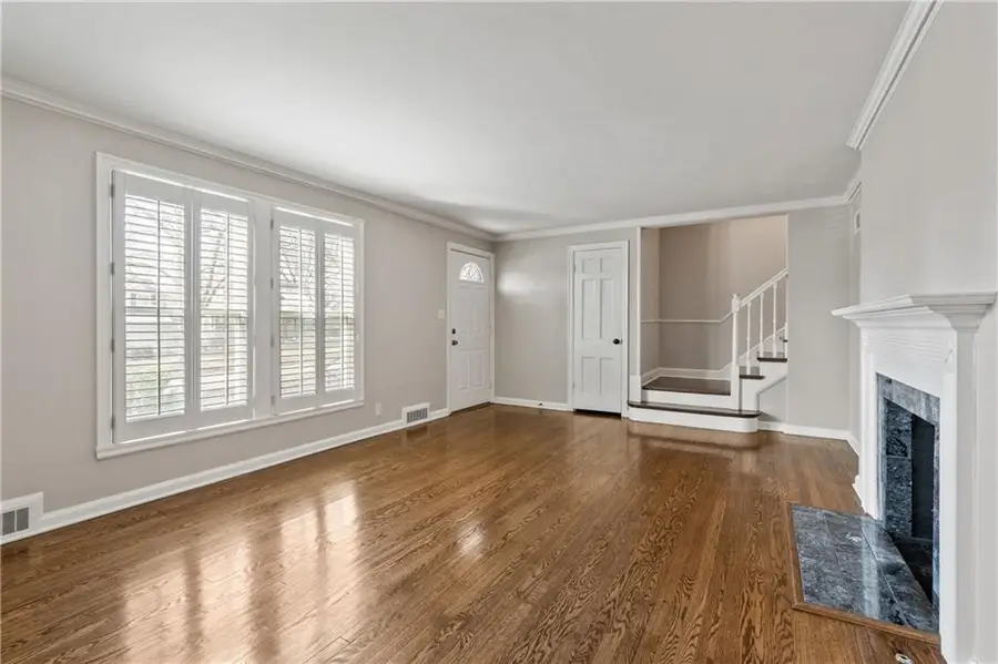 616 E 66th Street, Kansas City, MO 64131 - #3