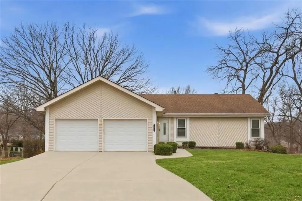 1905 NE 78th Street, Kansas City, MO 64118 - #1