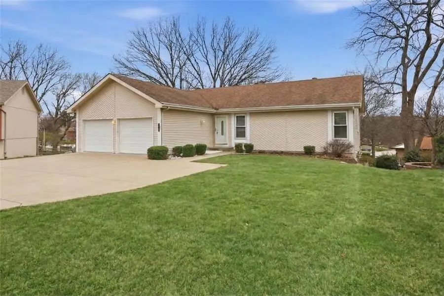 1905 NE 78th Street, Kansas City, MO 64118 - #2