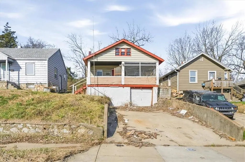 4418 Monroe Avenue, Kansas City, MO 64130 - #1