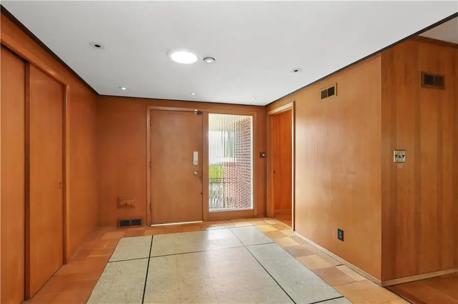 5611 Cherokee Circle, Fairway, KS 66205 - #3