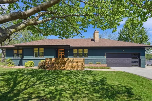 1104 W 93rd Street, Kansas City, MO 64114