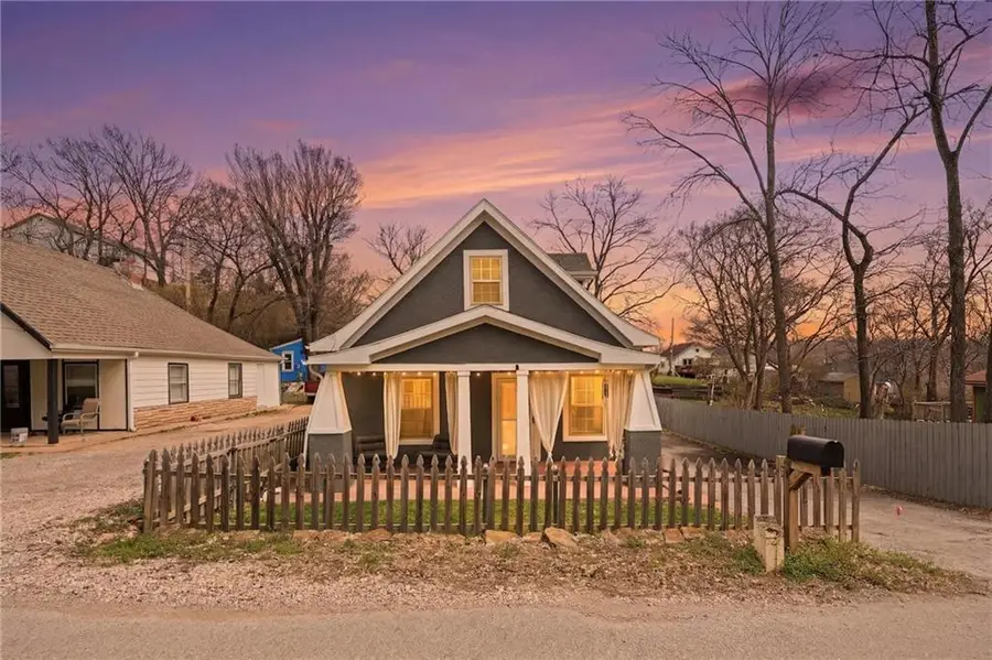 2453 S 12th Terrace, Kansas City, KS 66103 - #3