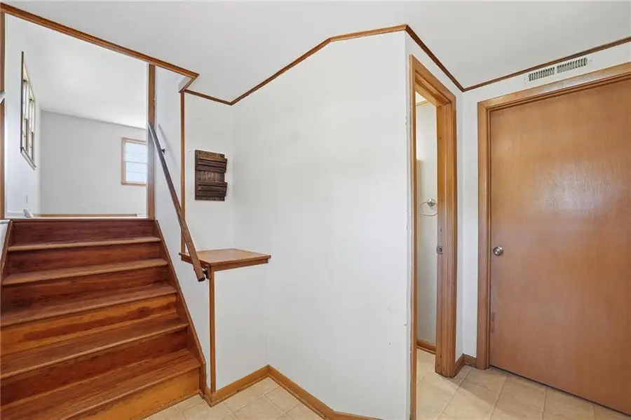 4022 N Montgall Avenue, Kansas City, MO 64117 - #3