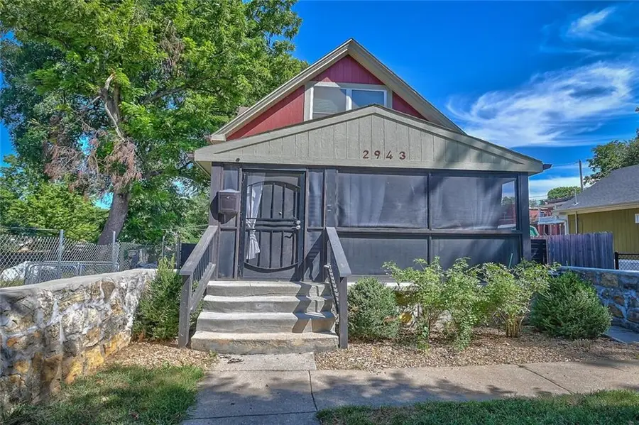 2943 Garfield Avenue, Kansas City, MO 64109 - #2
