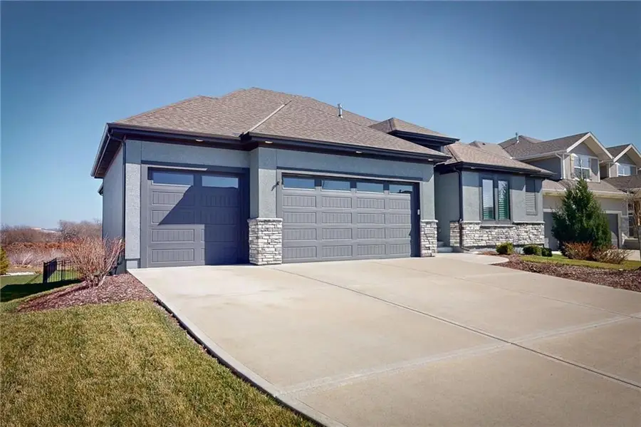 17701 Crystal Street, Overland Park, KS 66013 - #3