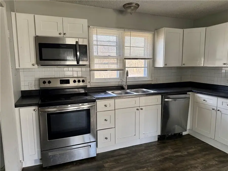 9822 E Independence Avenue, Independence, MO 64053 - #2