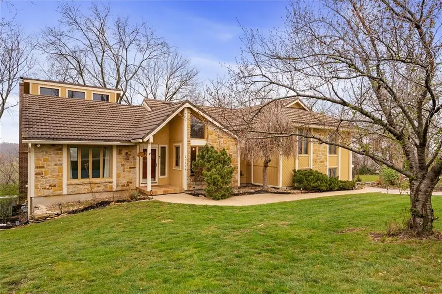 20414 Crickett Lane, Lenexa, KS 66220 - #3