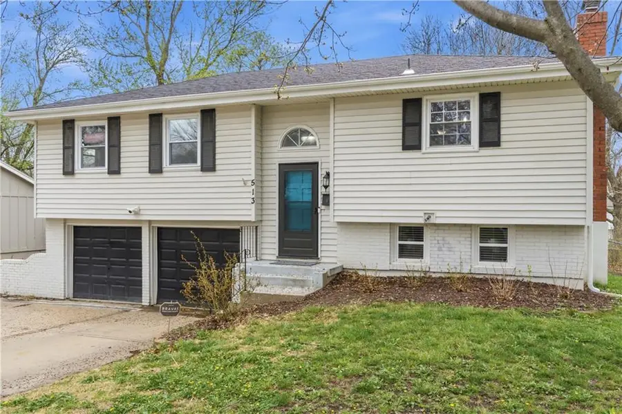 513 N Walker Lane, Olathe, KS 66061 - #3